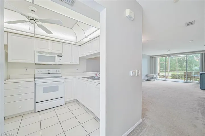 14831 Park Lake Dr # 111, Fort Myers Fl 33919