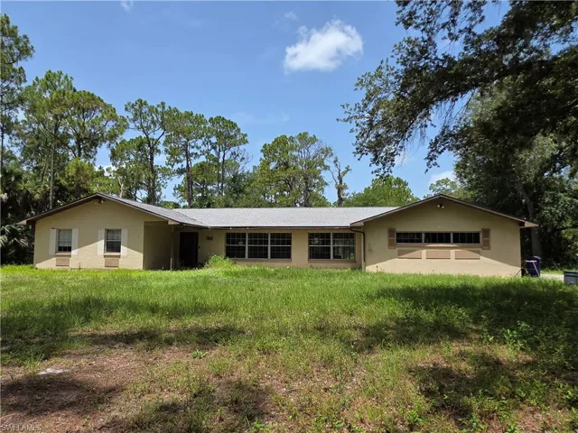 4756 Skates Cir, Fort Myers, Florida 33905