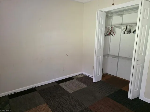 4756 Skates Cir, Fort Myers, Florida 33905