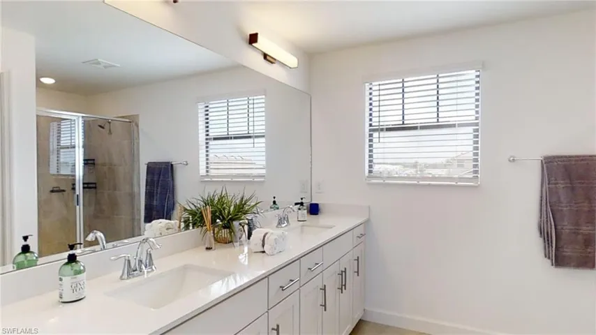 18302 Ridgeline Dr, Estero, Florida 33928