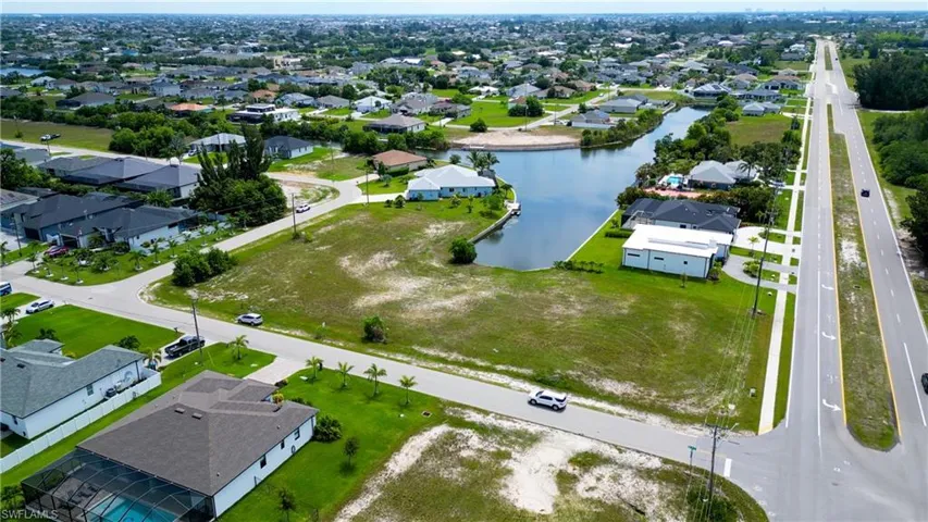 505 Sw 31st Pl, Cape Coral, Florida 33991