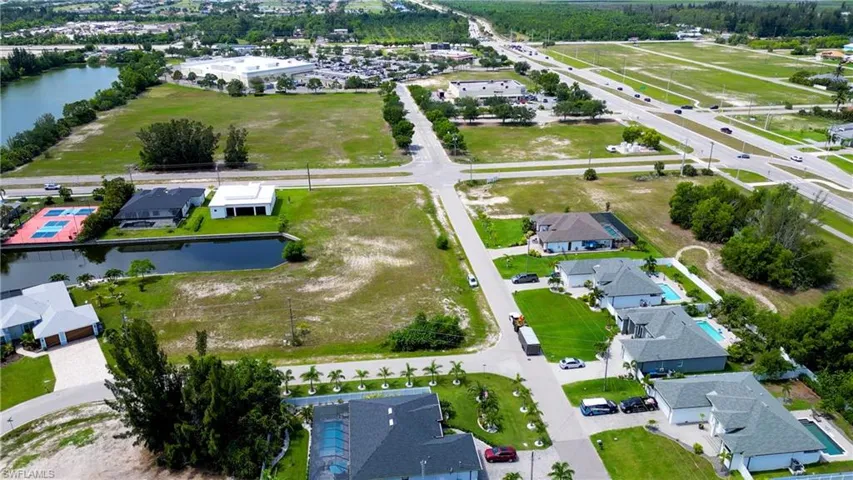 505 Sw 31st Pl, Cape Coral, Florida 33991