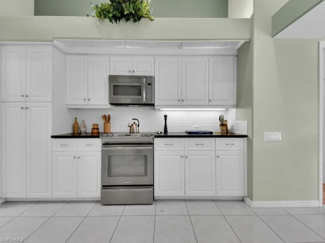 Designer Cabinetry w/ Custom Pull-Outs