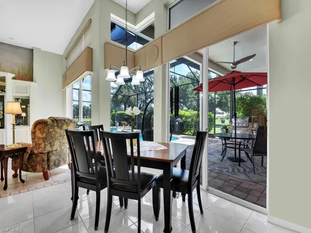 Breakfast Nook