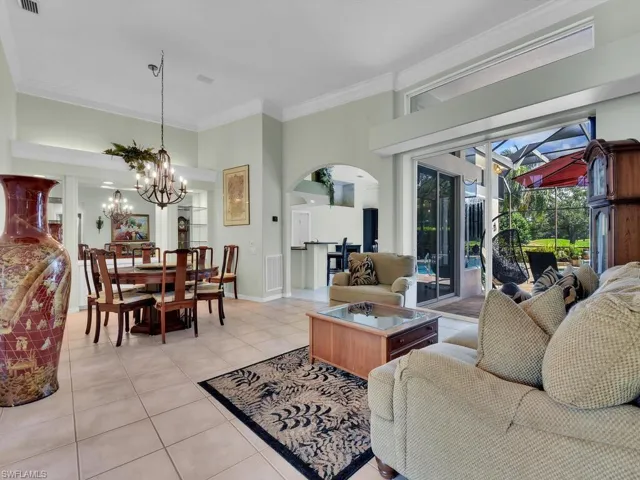 Living & Family Room Layout