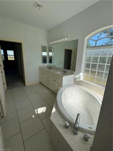 4513 NW 30th LN, CAPE CORAL FL 33993
