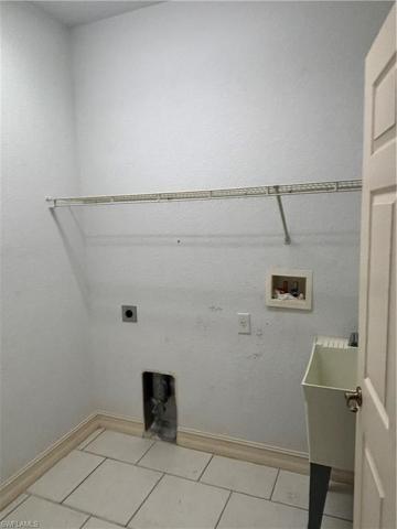 4513 NW 30th LN, CAPE CORAL FL 33993