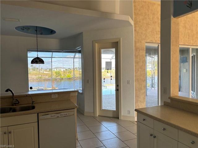4513 NW 30th LN, CAPE CORAL FL 33993