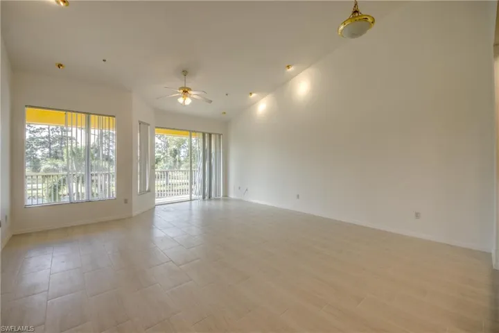 15250  Riverbend  BLVD, North Fort Myers, FL 33917