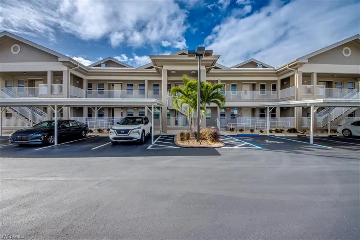 15250  Riverbend  BLVD, North Fort Myers, FL 33917