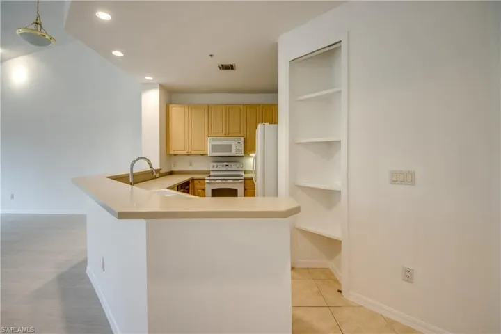 15250  Riverbend  BLVD, North Fort Myers, FL 33917