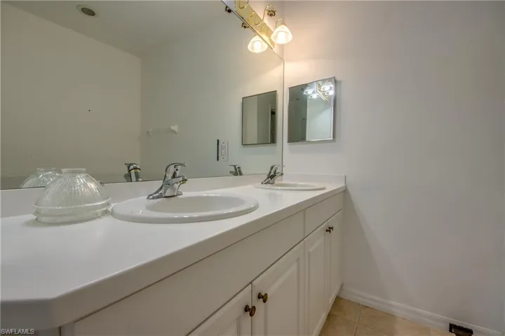 15250  Riverbend  BLVD, North Fort Myers, FL 33917