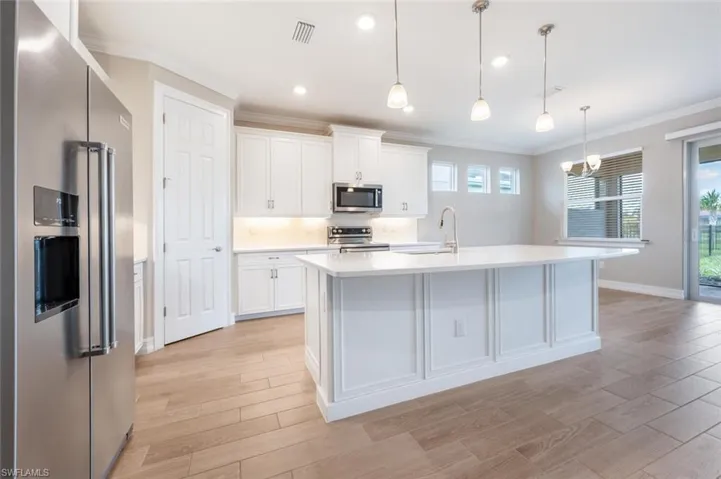 16801 Bay Island Ct, Bonita Springs, Florida 34135