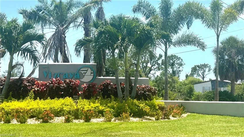 Entry to the 55 Plus Vizcaya Lakes Community
