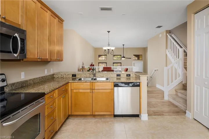 9098  Capistrano S ST, Naples, FL 34113