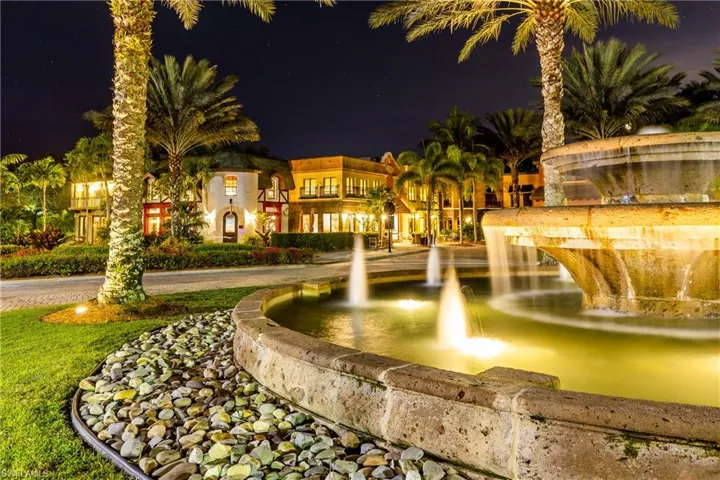 9098  Capistrano S ST, Naples, FL 34113