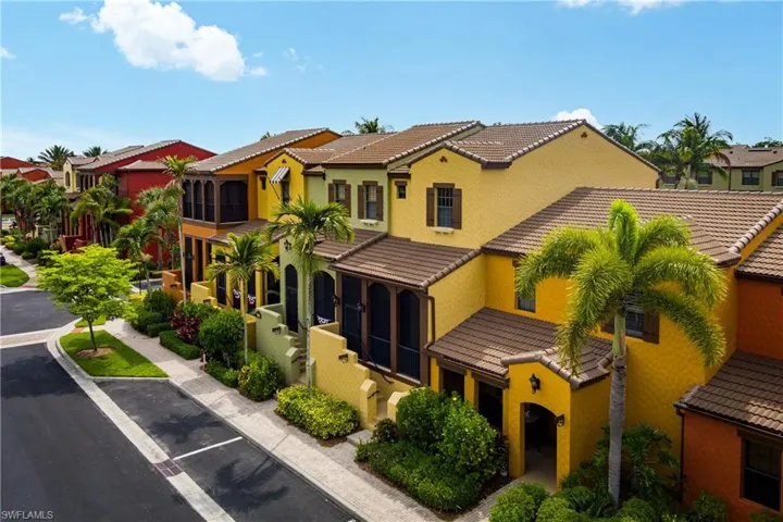 9098  Capistrano S ST, Naples, FL 34113