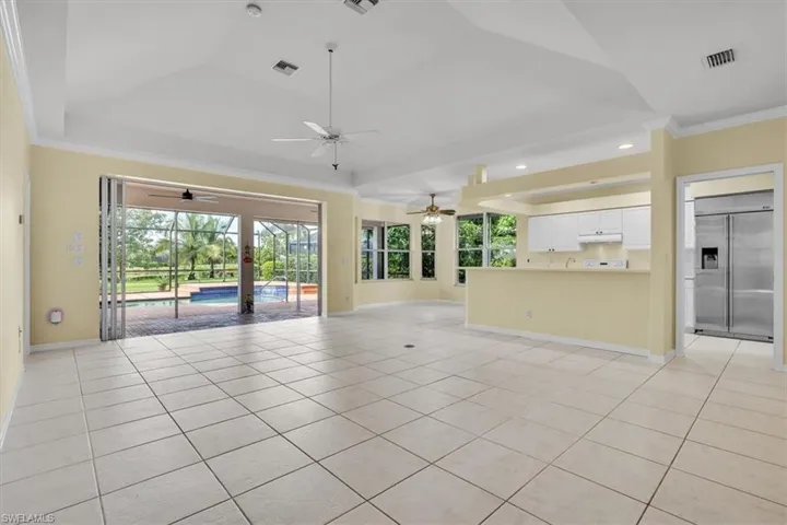 4407 Pomarine Ct, Naples, Florida 34119