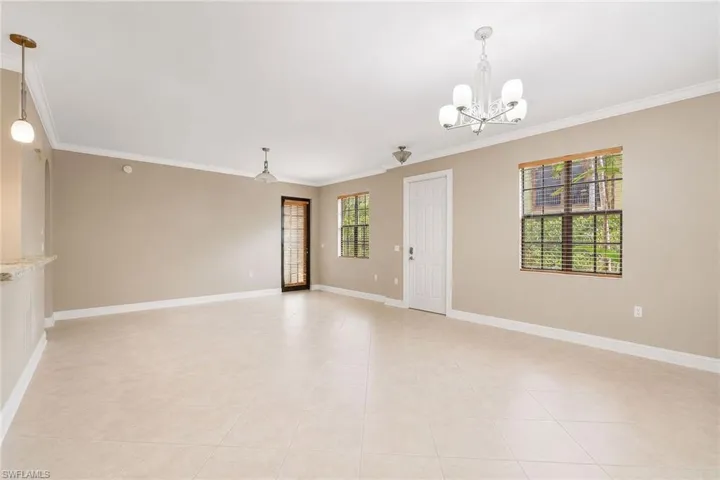 9126 Chula Vista St 12303, Naples, Florida 34113