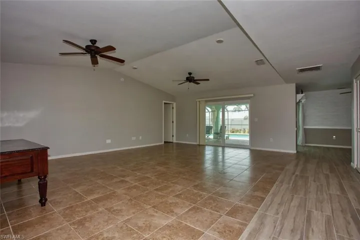 1918 NE 3rd  ST, Cape Coral, FL 33909