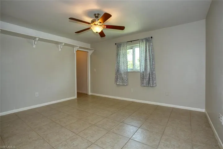1918 NE 3rd  ST, Cape Coral, FL 33909
