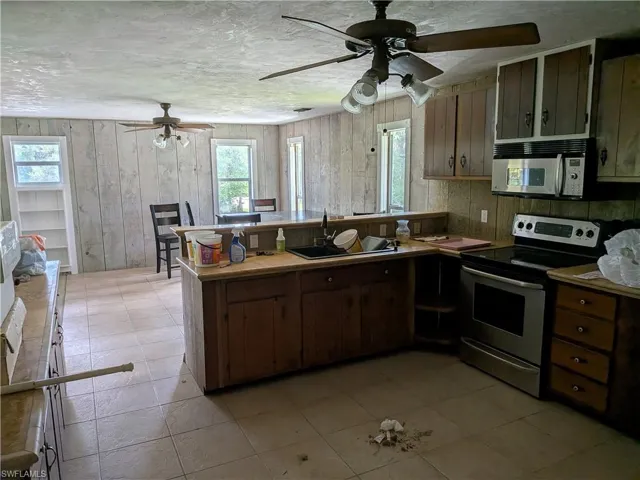 2nd floor dining room