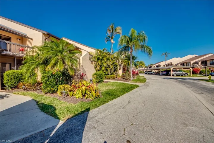 15489 Admiralty Cir 3, North Fort Myers, Florida 33917