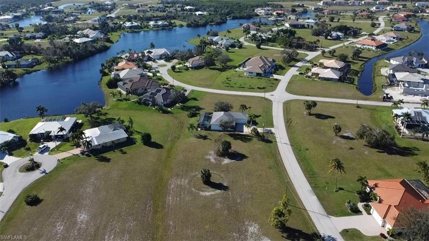 24273  Santa Inez  RD, PUNTA GORDA, FL 33955