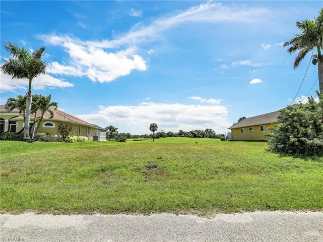 1623 Nw 31st Ave, Cape Coral, Florida 33993
