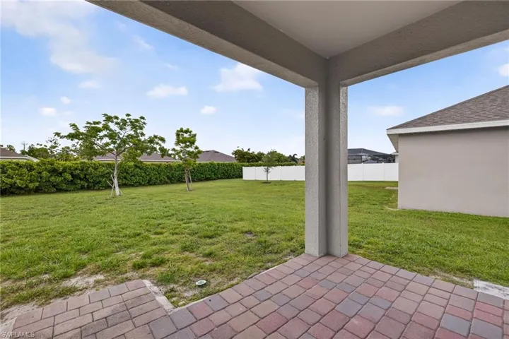 2547 Village Of Entrada St, Cape Coral, Florida 33909