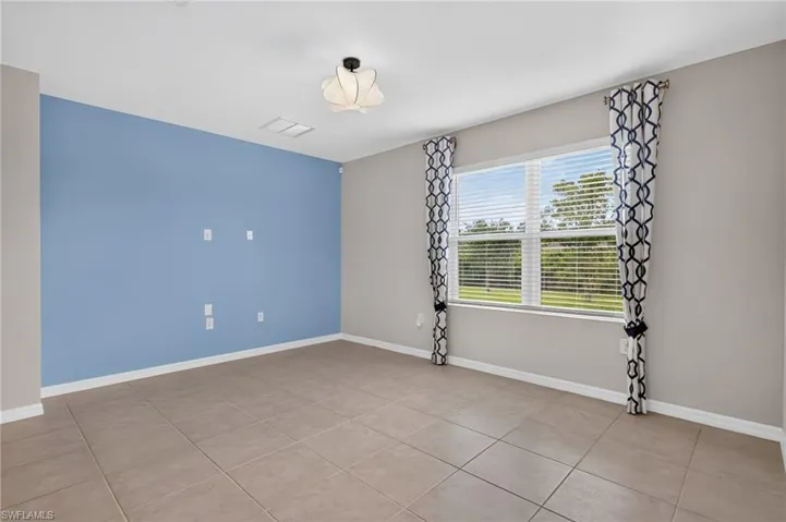2547 Village Of Entrada St, Cape Coral, Florida 33909