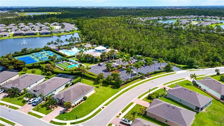 2547 Village Of Entrada St, Cape Coral, Florida 33909