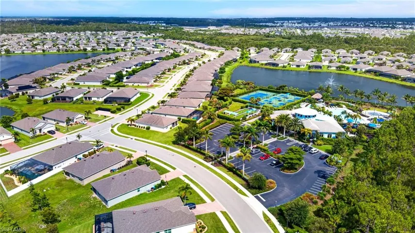 2547 Village Of Entrada St, Cape Coral, Florida 33909