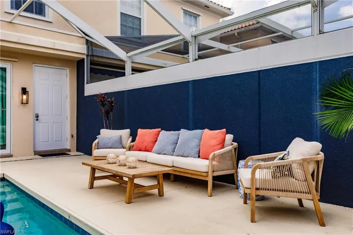 View of patio with outdoor lounge area