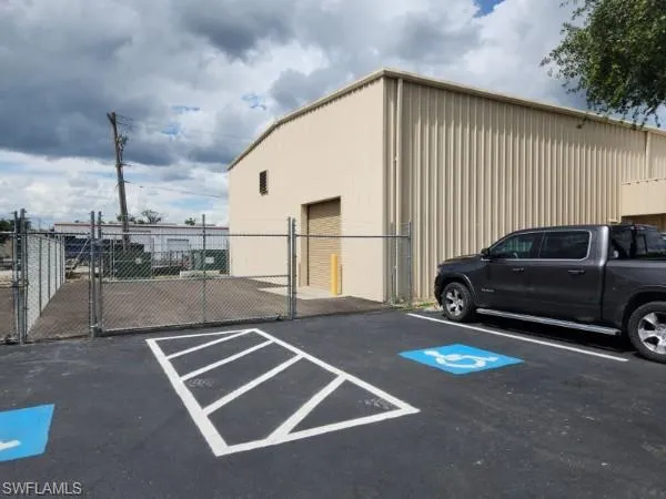 1080  Commerce  DR, Labelle, FL 33935