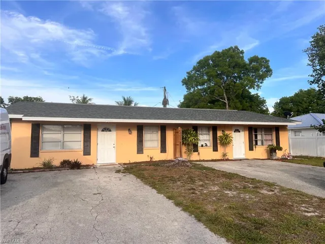 4538  Boabadilla  ST, Naples, FL 34103