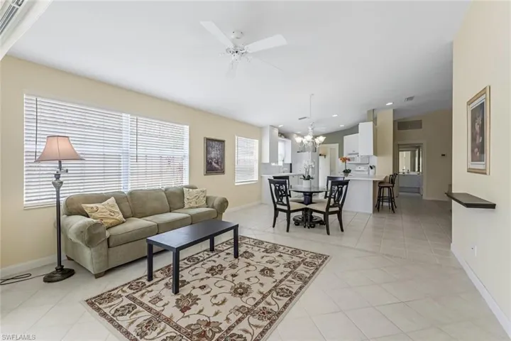 5361  Guadeloupe  WAY, Naples, FL 34119