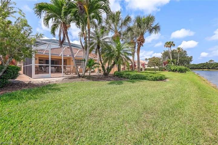 5361  Guadeloupe  WAY, Naples, FL 34119