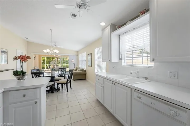 5361  Guadeloupe  WAY, Naples, FL 34119