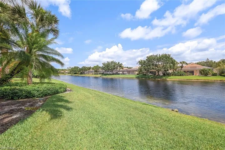 5361  Guadeloupe  WAY, Naples, FL 34119
