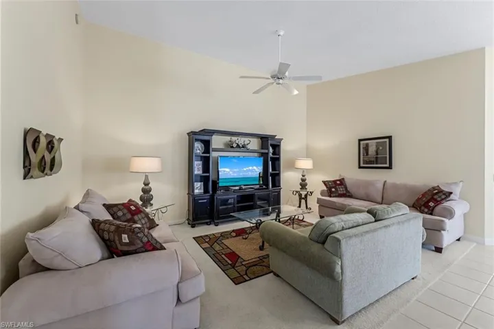 5361  Guadeloupe  WAY, Naples, FL 34119