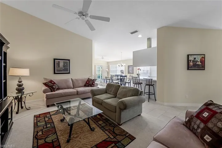 5361  Guadeloupe  WAY, Naples, FL 34119