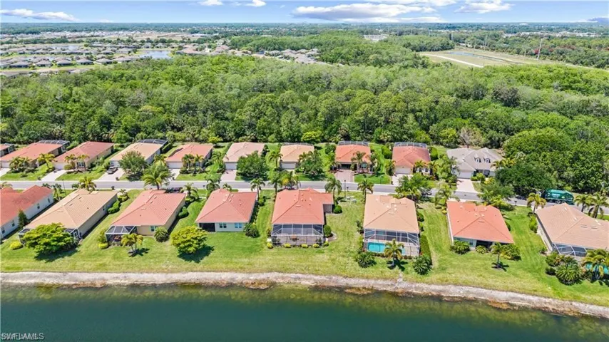 3118 Apple Blossom Dr, Alva, Florida 33920
