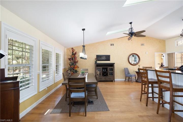 6210  Napa Woods  WAY, Naples, FL 34116