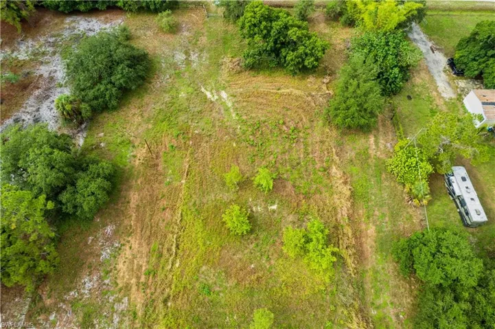 Birds eye view of property
