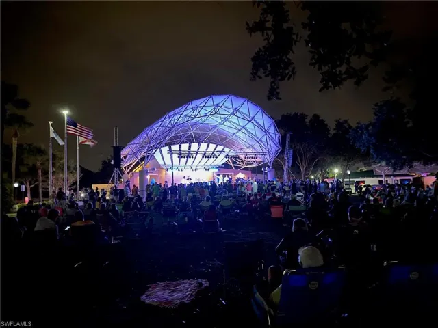 One of MANY free Riverside Park events