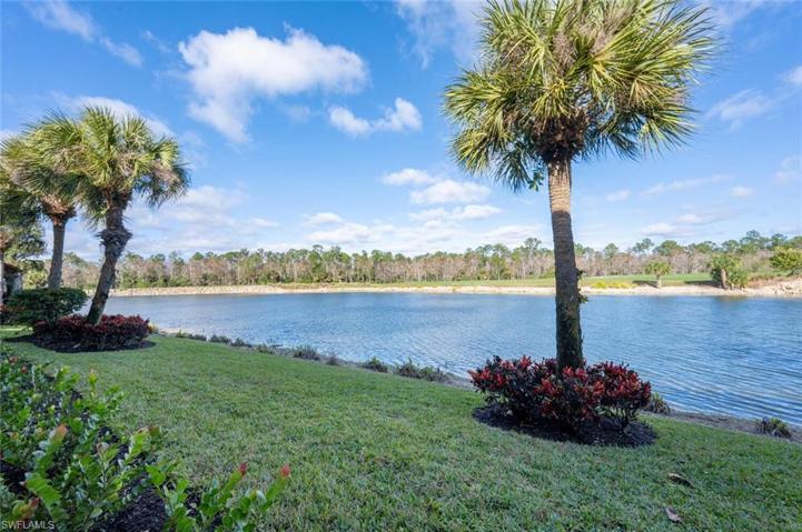 7635 Arbor Lakes CT # 2412, NAPLES FL 34112