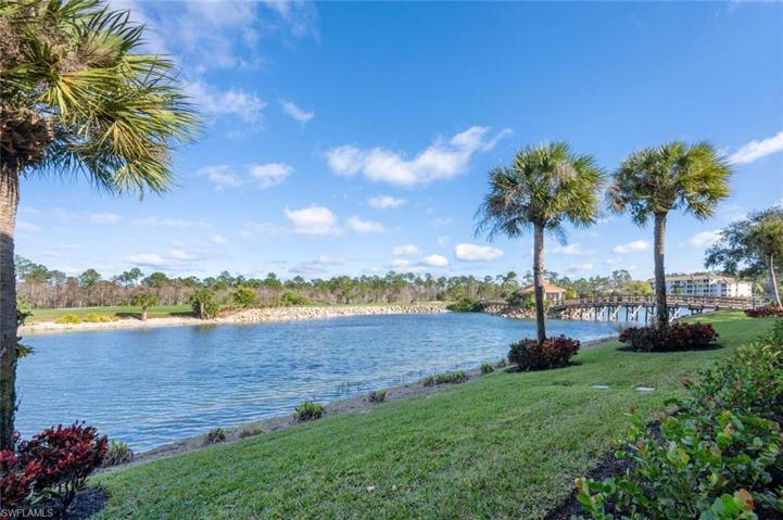 7635 Arbor Lakes CT # 2412, NAPLES FL 34112