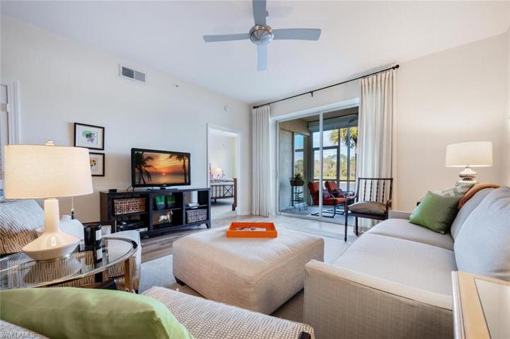 7635 Arbor Lakes CT # 2412, NAPLES FL 34112