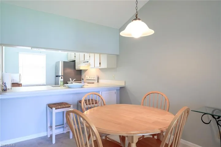 2650 Kings Lake Blvd # 202, Naples Fl 34112